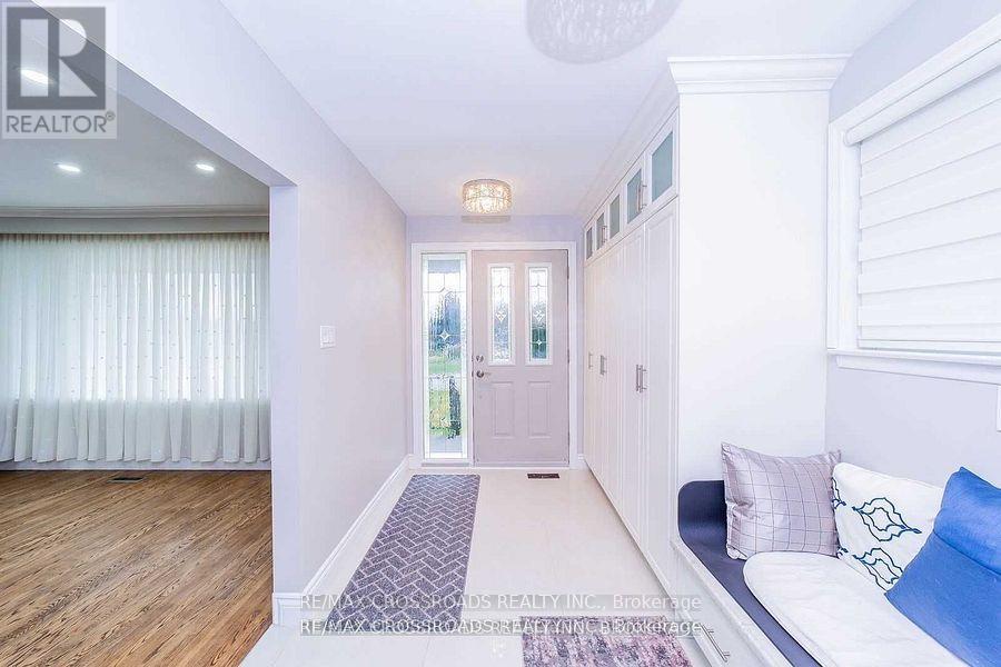 3 Alanadale Avenue, Markham, Ontario  L3P 1S2 - Photo 3 - N12605920