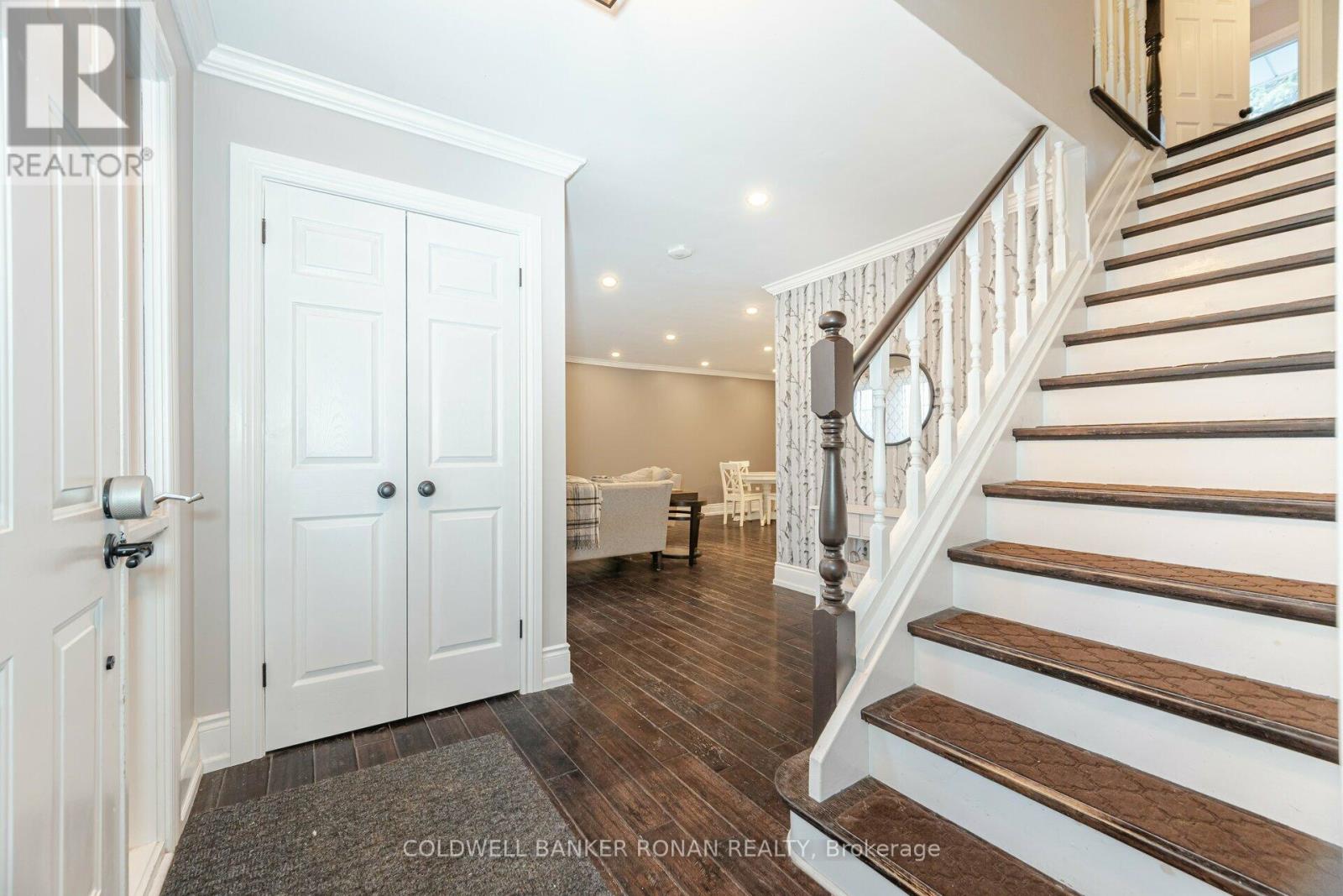 2209 10th Side Road, New Tecumseth (Tottenham), Ontario  L0G 1W0 - Photo 5 - N12606014