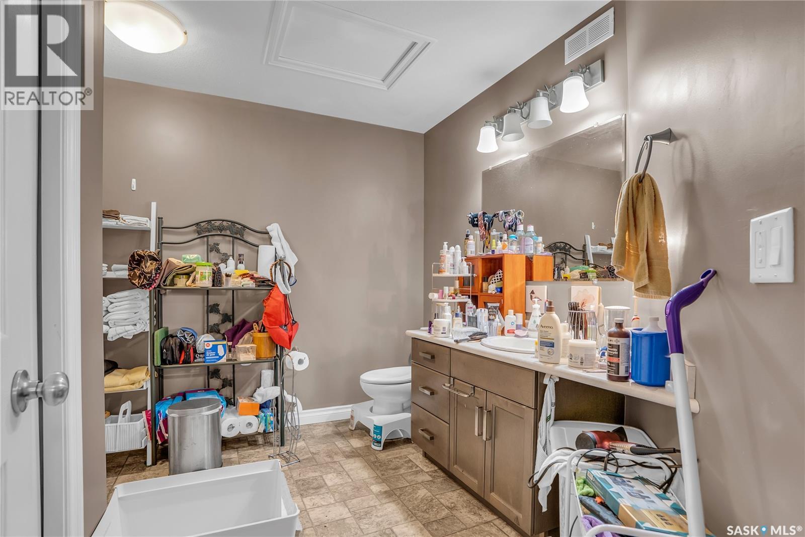 432 S Avenue S, Saskatoon, Saskatchewan  S7M 3A4 - Photo 21 - SK025278