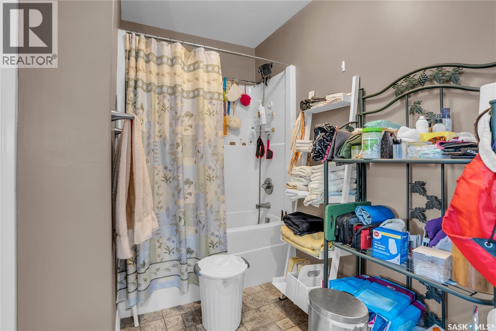 432 S Avenue S, Saskatoon, Saskatchewan  S7M 3A4 - Photo 22 - SK025278