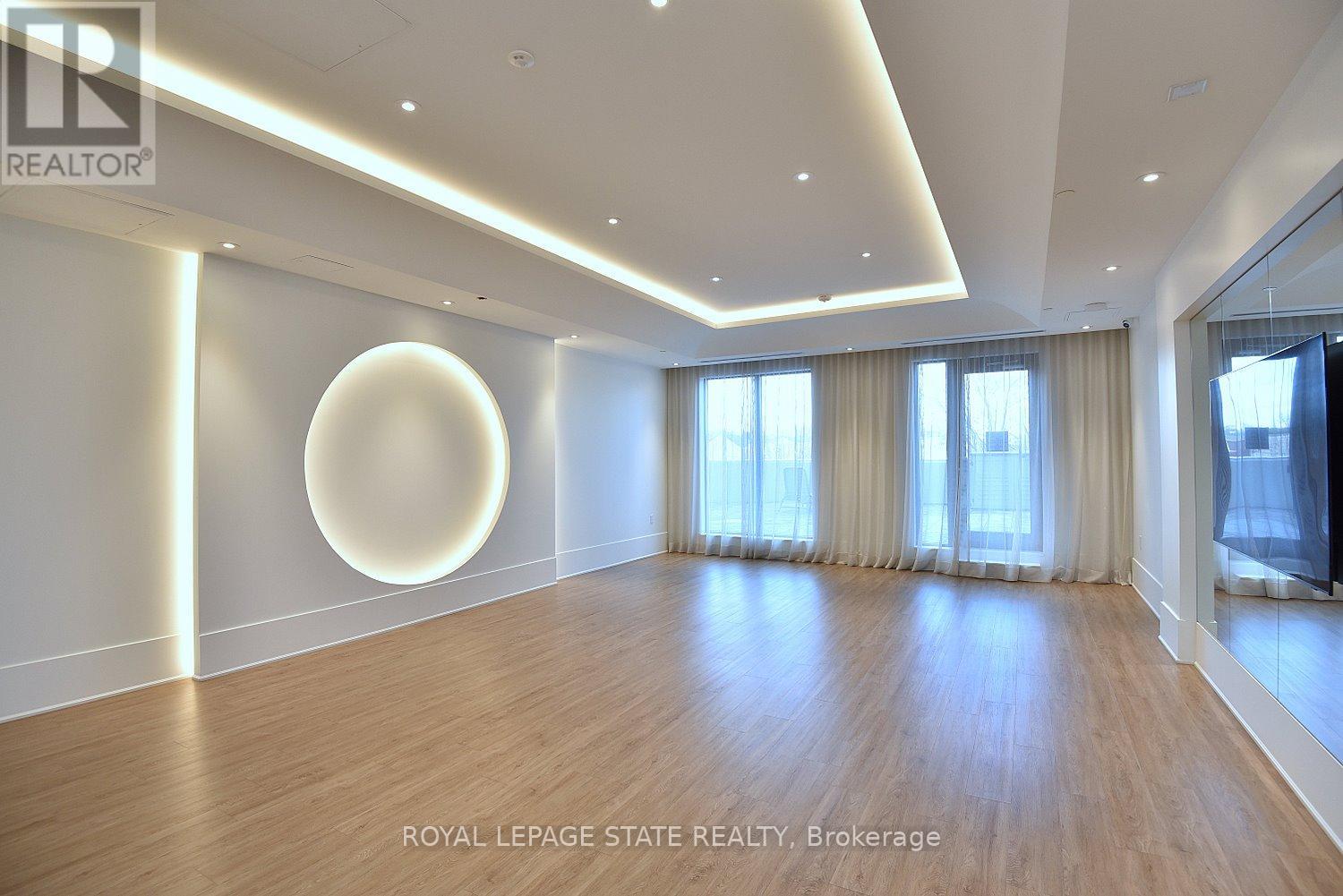 1202 - 2007 James Street, Burlington, Ontario  L7R 0G7 - Photo 38 - W12604492