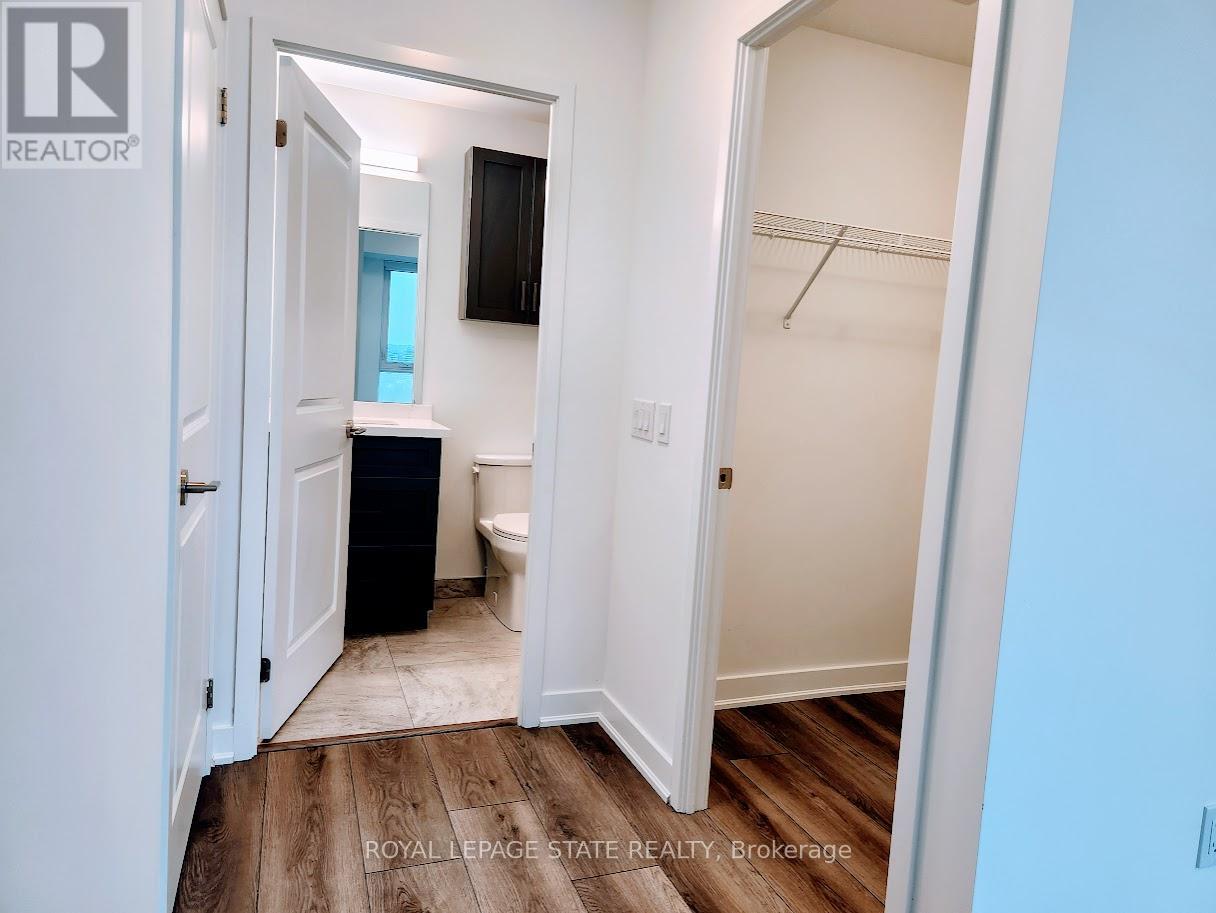 1202 - 2007 James Street, Burlington, Ontario  L7R 0G7 - Photo 24 - W12604492