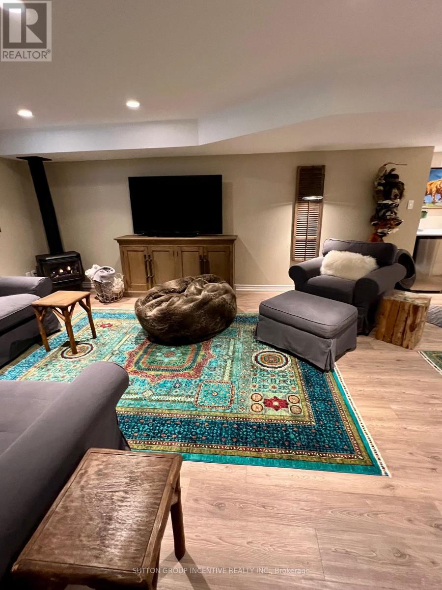 10 Waterfront Circle, Collingwood, Ontario  L9Y 4Z3 - Photo 13 - S12606012