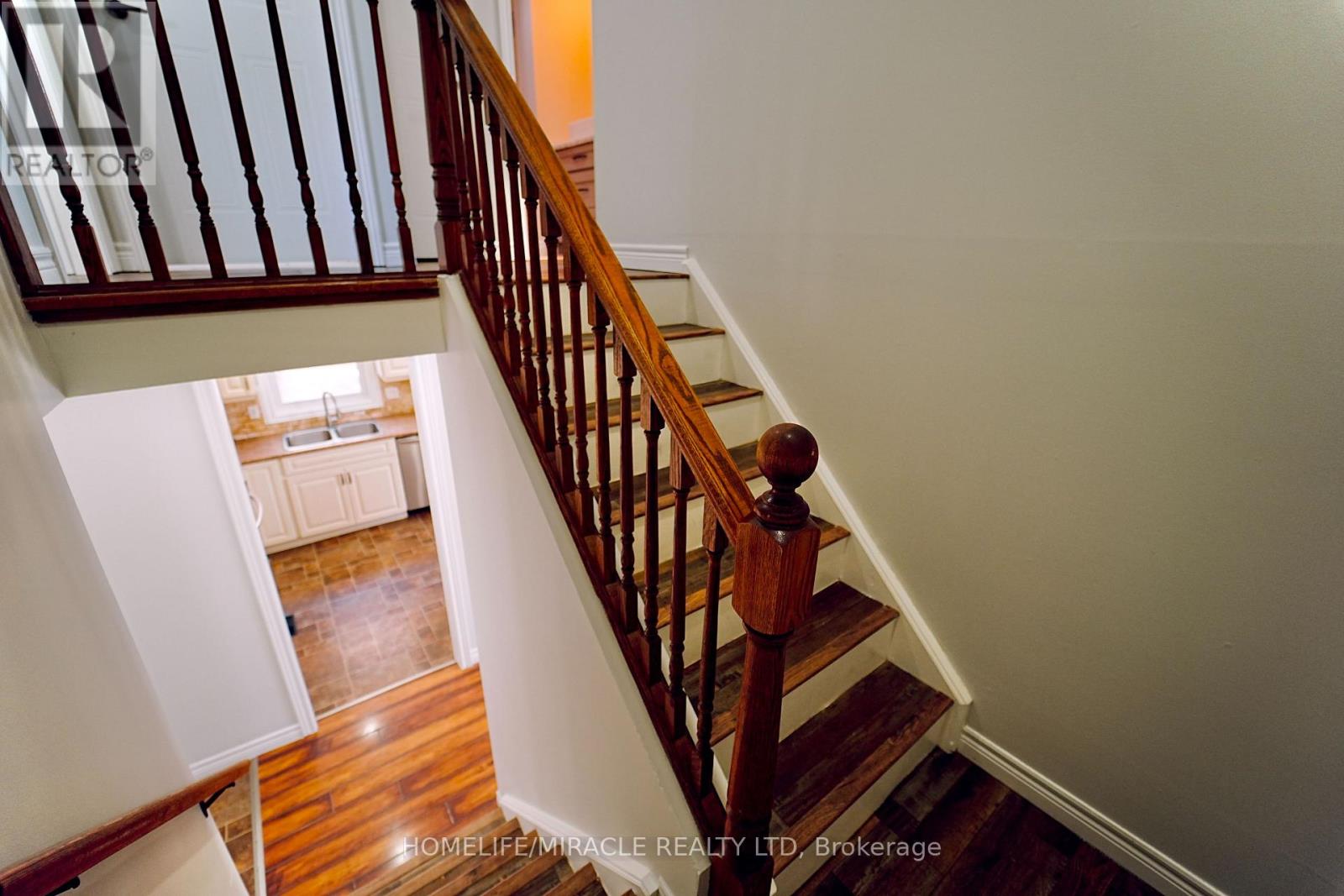 128 Stonyburn Crescent, Cambridge, Ontario  N1R 7X3 - Photo 26 - X12415120