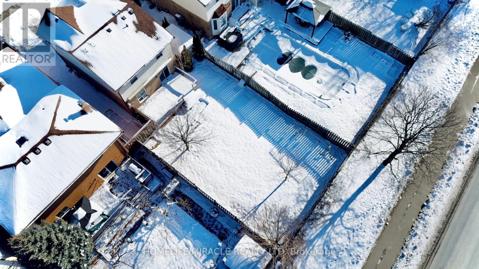 128 Stonyburn Crescent, Cambridge, Ontario  N1R 7X3 - Photo 47 - X12415120