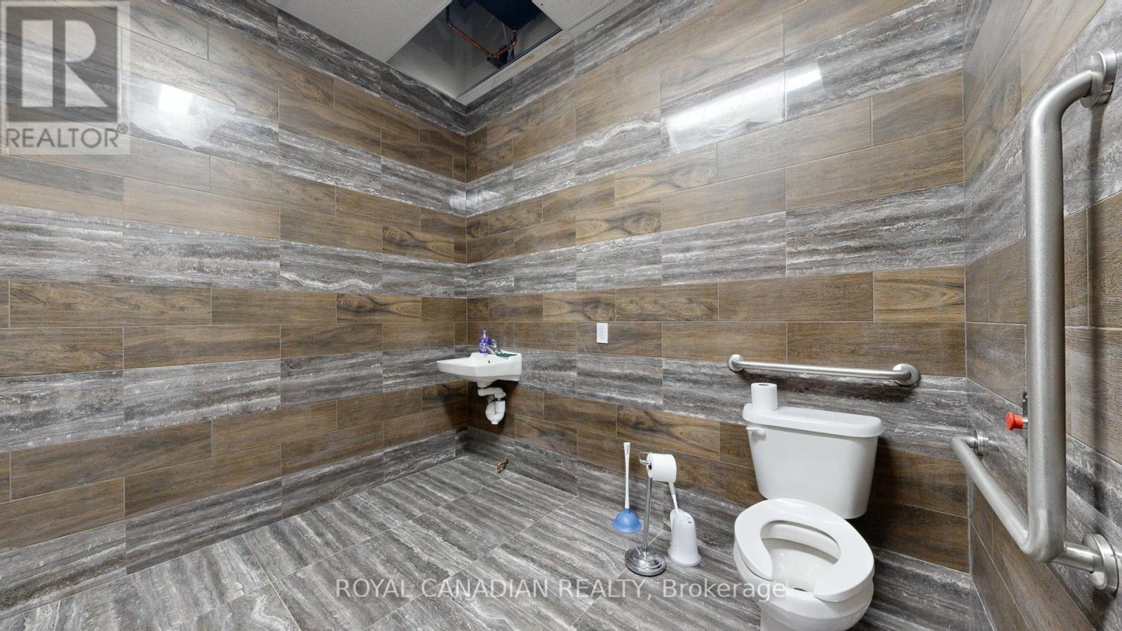 202 - 6475 Mayfield Road, Brampton, Ontario  L6P 4N2 - Photo 23 - W12605888