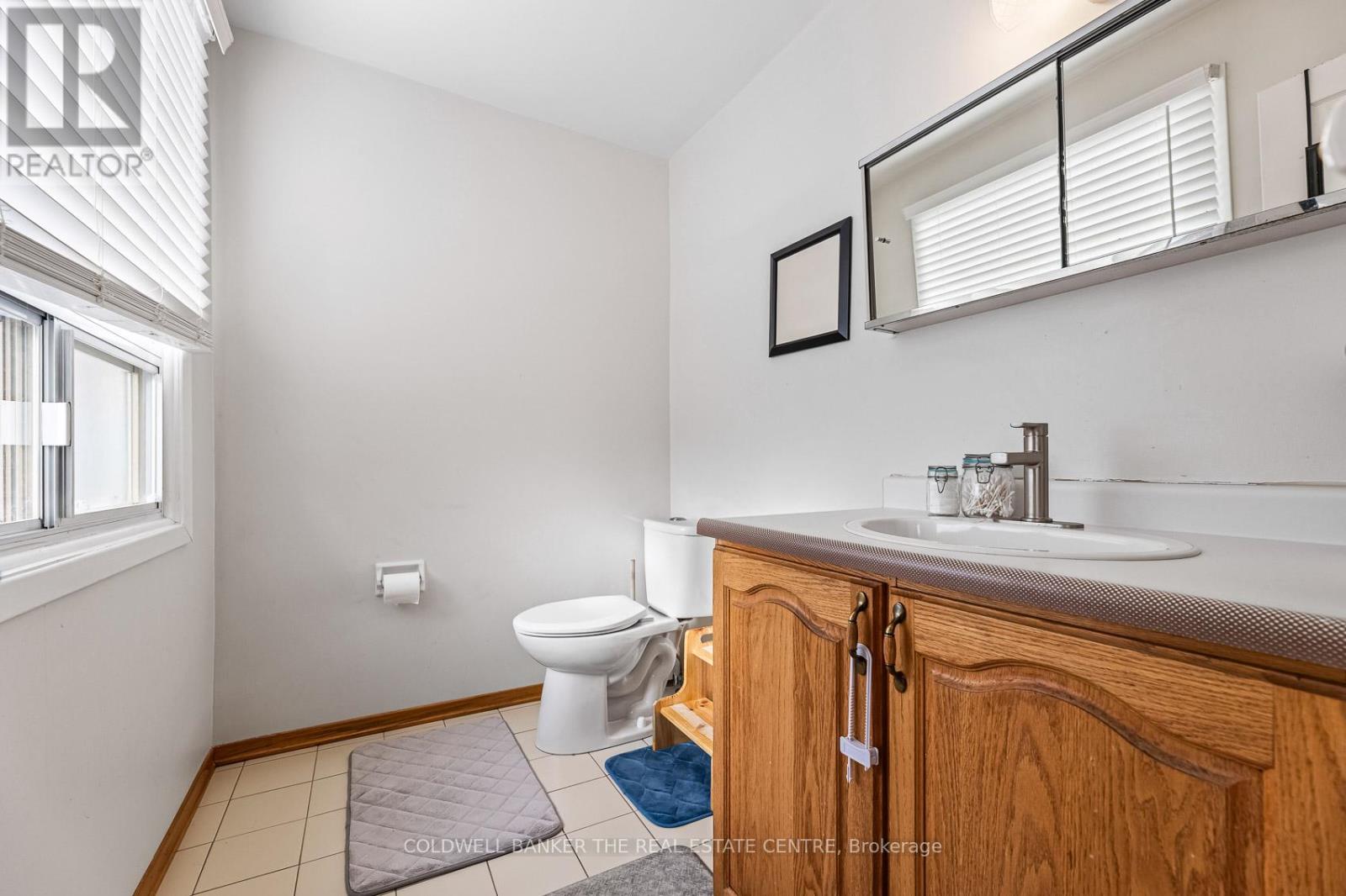 64 Merton Road, Brampton, Ontario  L6V 2V6 - Photo 11 - W12605908