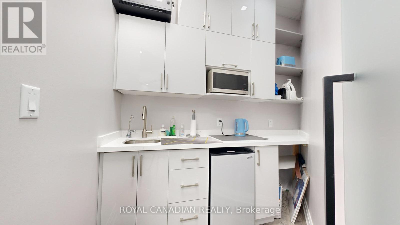 202 - 6475 Mayfield Road, Brampton, Ontario  L6P 4N2 - Photo 9 - W12605956