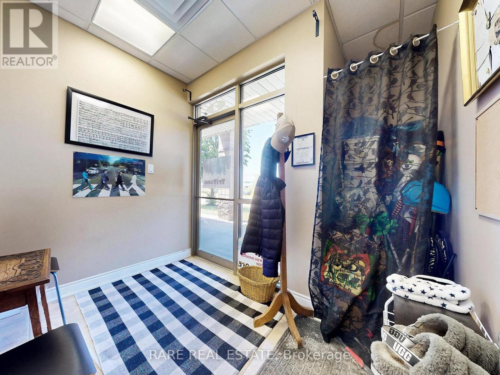 3 - 48 Centennial Road, Orangeville, Ontario  L9W 3T4 - Photo 10 - W12606032