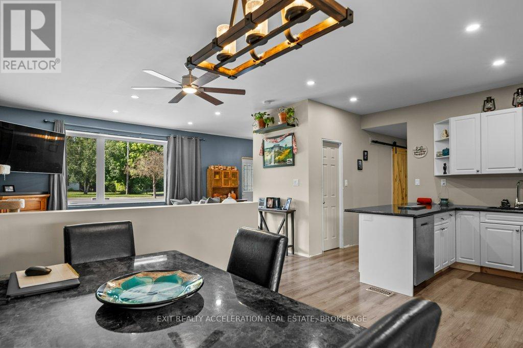 108 Dundas Street, Deseronto, Ontario K0K 1X0 - Photo 19 - X12606138