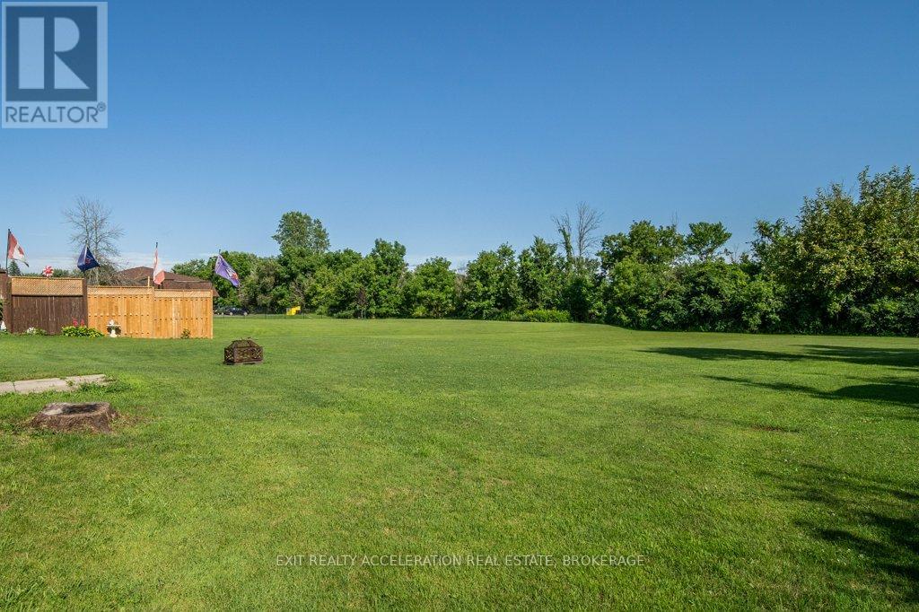 108 Dundas Street, Deseronto, Ontario K0K 1X0 - Photo 34 - X12606138