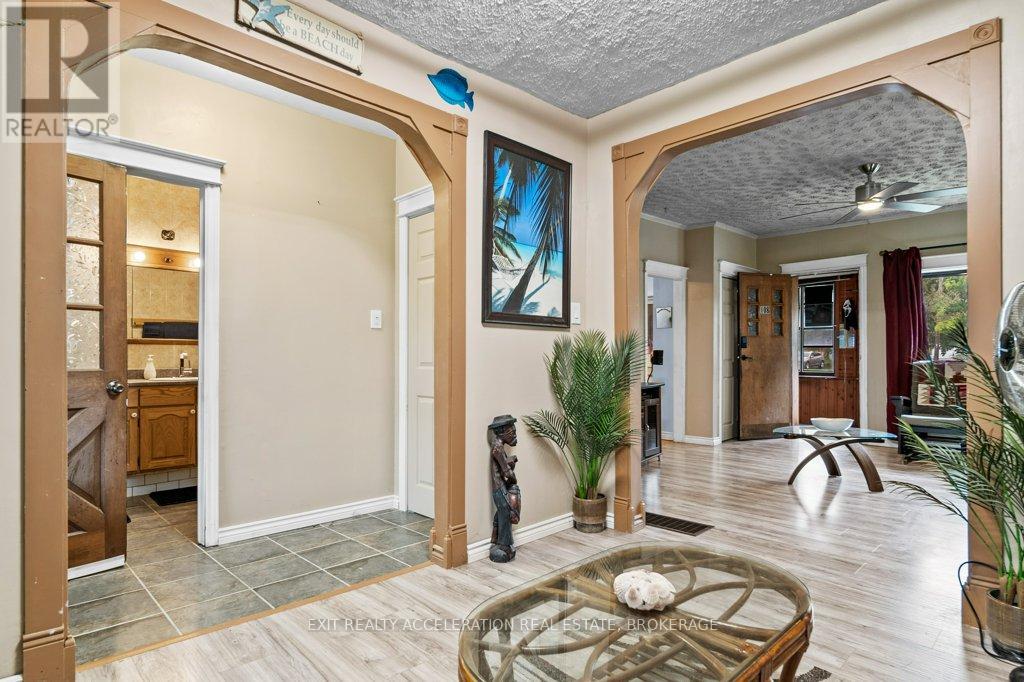 108 Dundas Street, Deseronto, Ontario K0K 1X0 - Photo 4 - X12606138