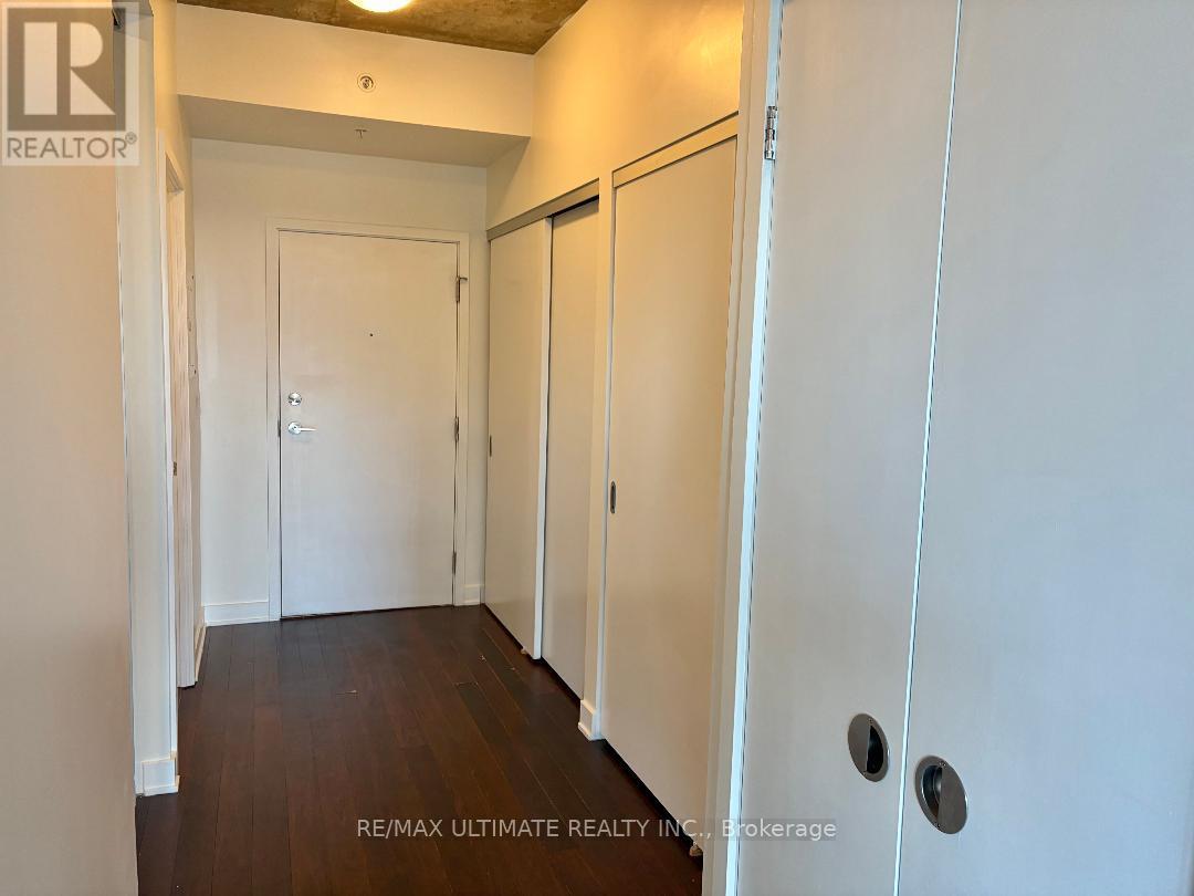 904 - 32 Camden Street, Toronto, Ontario  M5V 1V1 - Photo 2 - C12602294