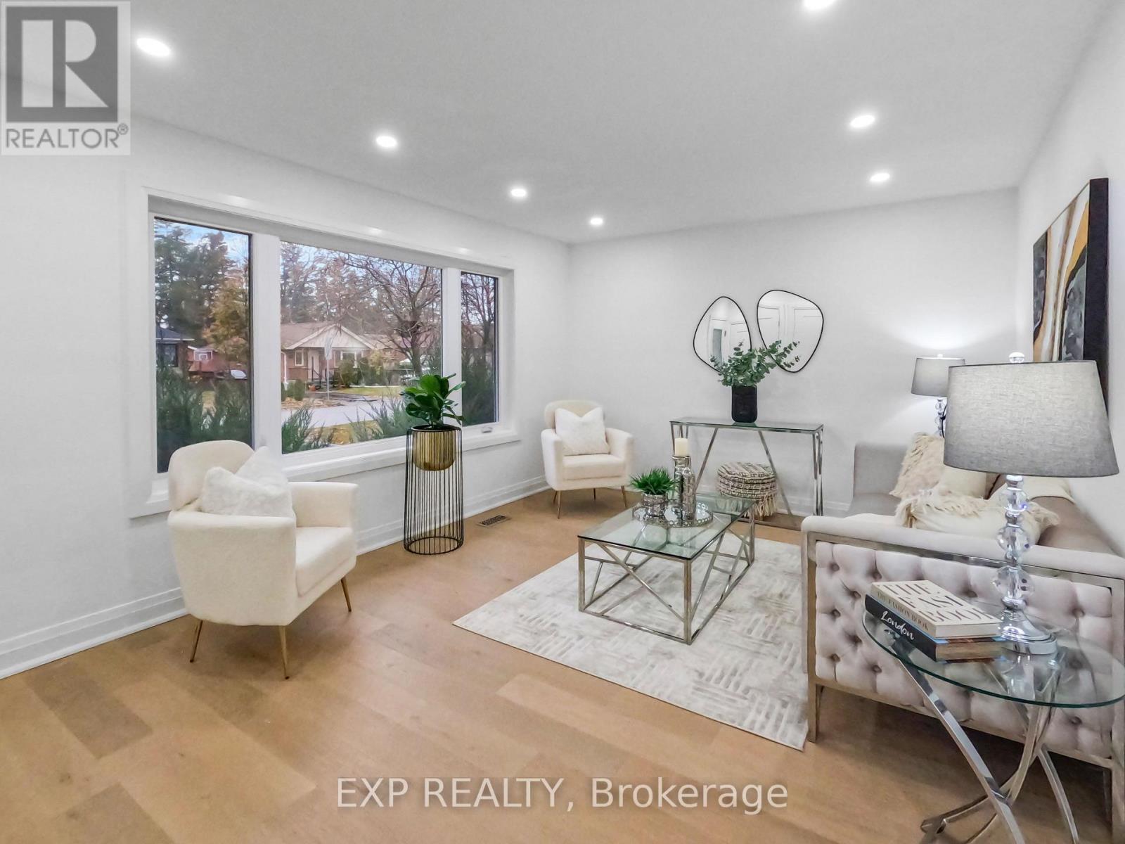 134 Glenshephard Drive, Toronto, Ontario  M1K 4N6 - Photo 2 - E12580572