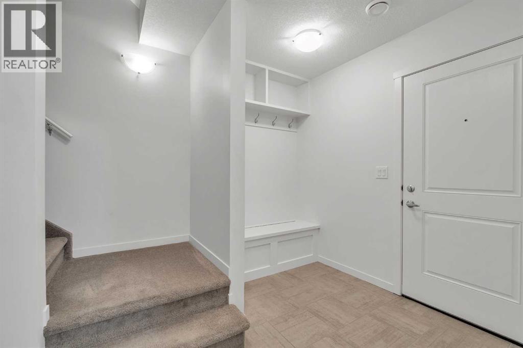 131 Legacy Point Se, Calgary, Alberta  T2X 3Z3 - Photo 10 - A2273736