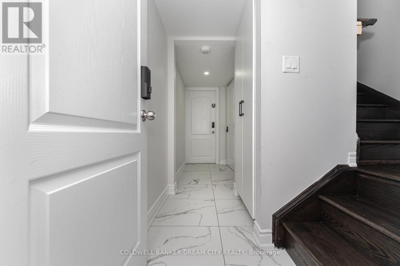 67 Eberly Woods Drive, Caledon, Ontario  L7C 4J3 - Photo 32 - W12585462