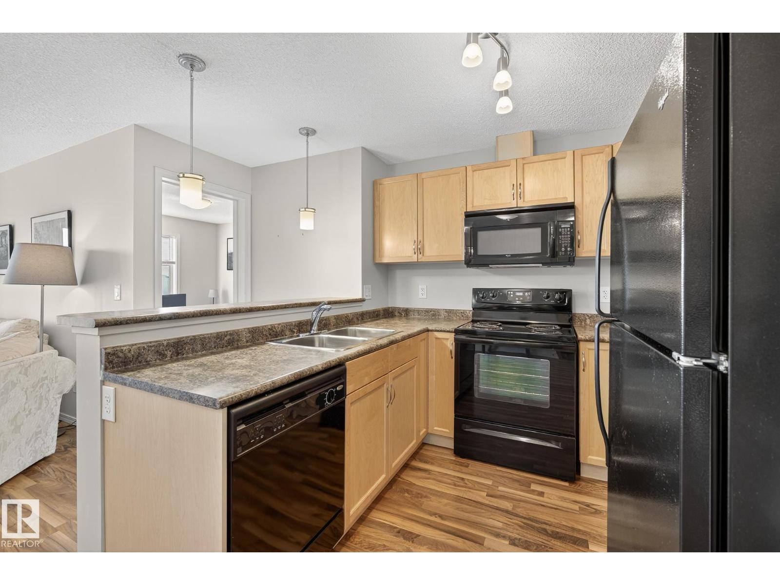 #310 6070 Schonsee Wy Nw, Edmonton, Alberta  T5Z 0G8 - Photo 3 - E4467562