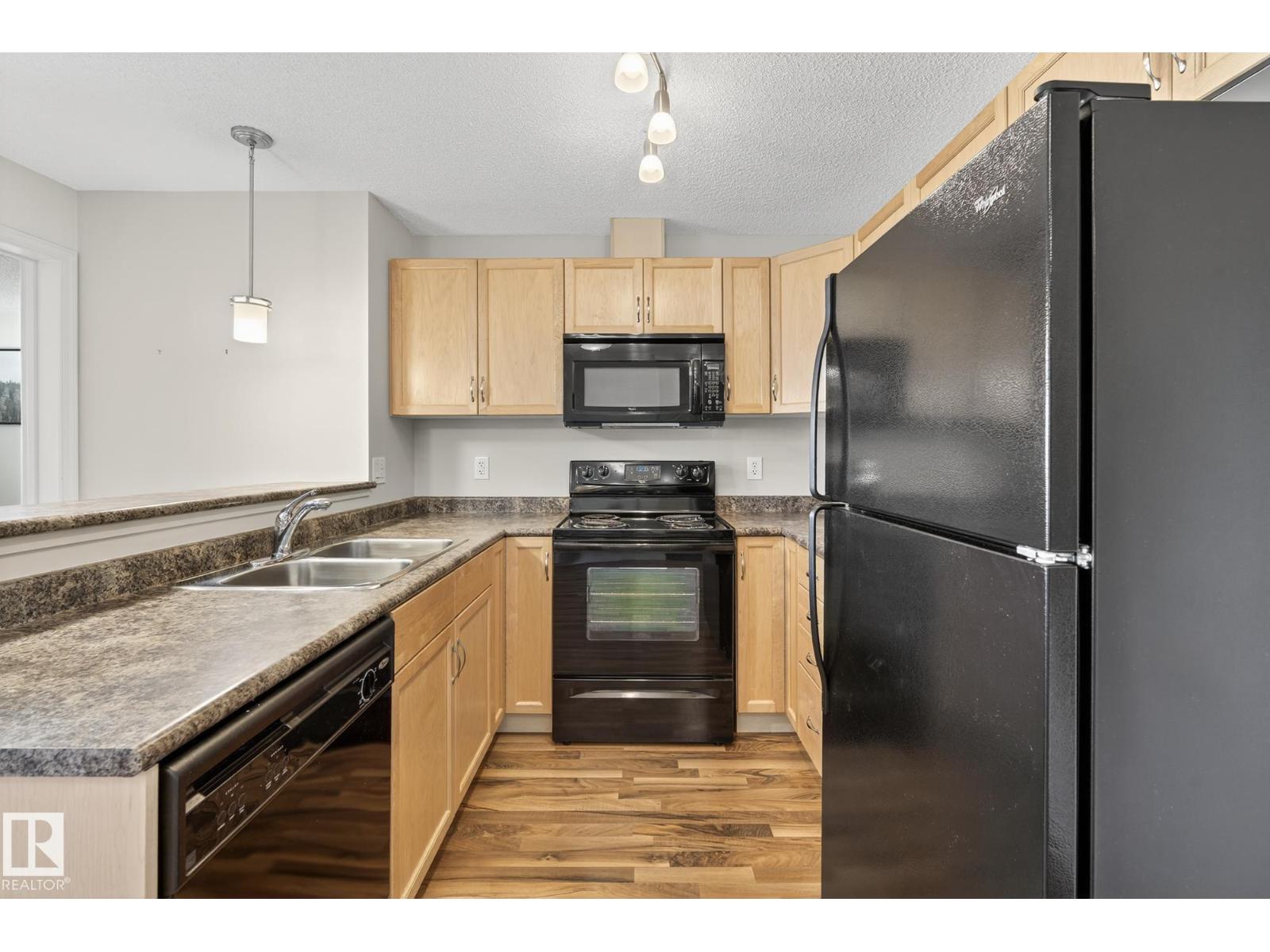 #310 6070 Schonsee Wy Nw, Edmonton, Alberta  T5Z 0G8 - Photo 4 - E4467562