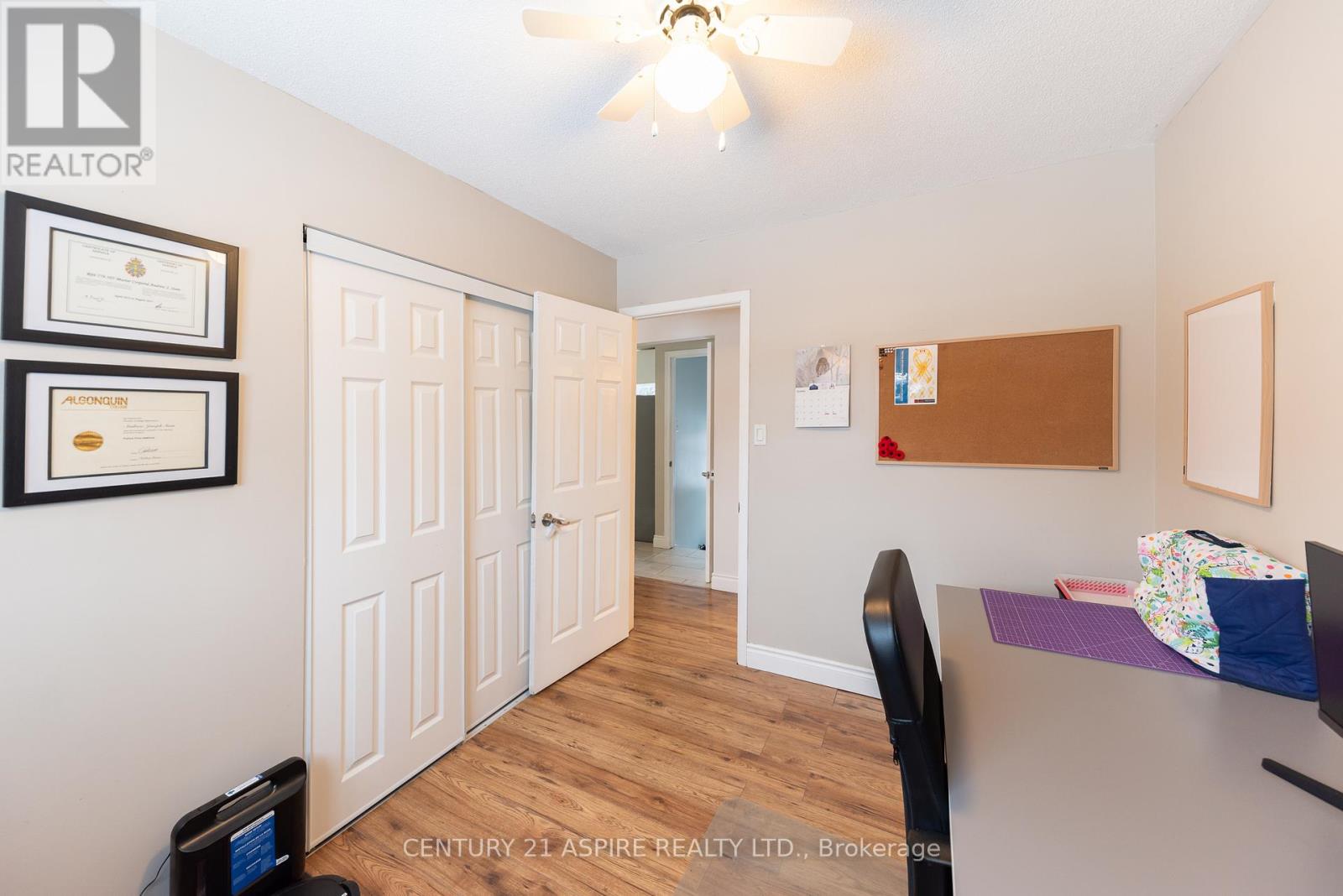 4 James Street, Petawawa, Ontario K8H 3B5 - Photo 26 - X12606142