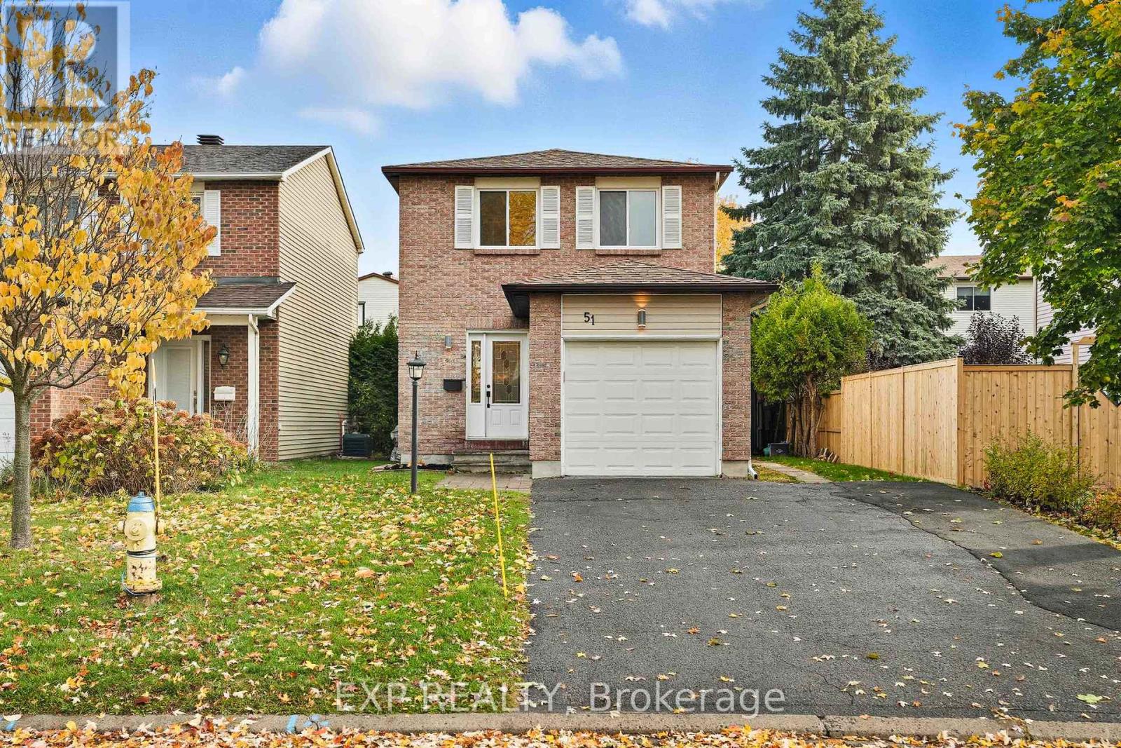 51 Raftus Square, Ottawa, Ontario  K2J 2K9 - Photo 2 - X12606060