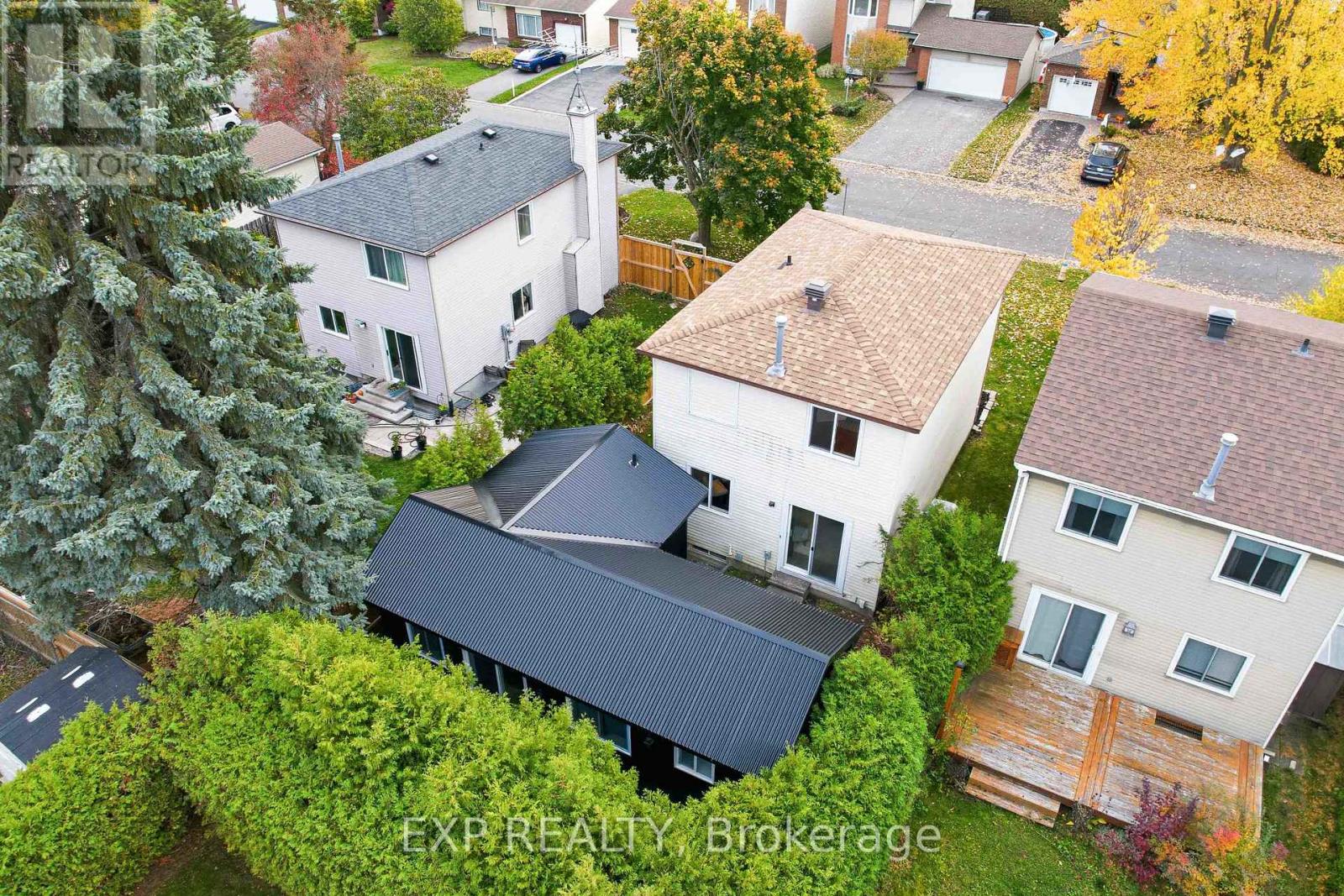 51 Raftus Square, Ottawa, Ontario  K2J 2K9 - Photo 3 - X12606060