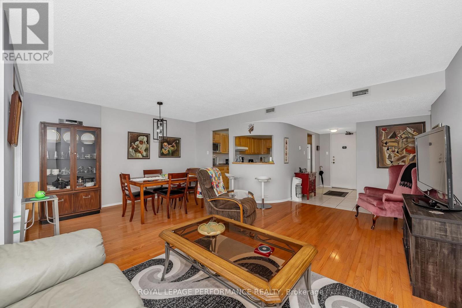 903 - 200 Lafontaine Avenue, Ottawa, Ontario  K1L 8K8 - Photo 12 - X12606128