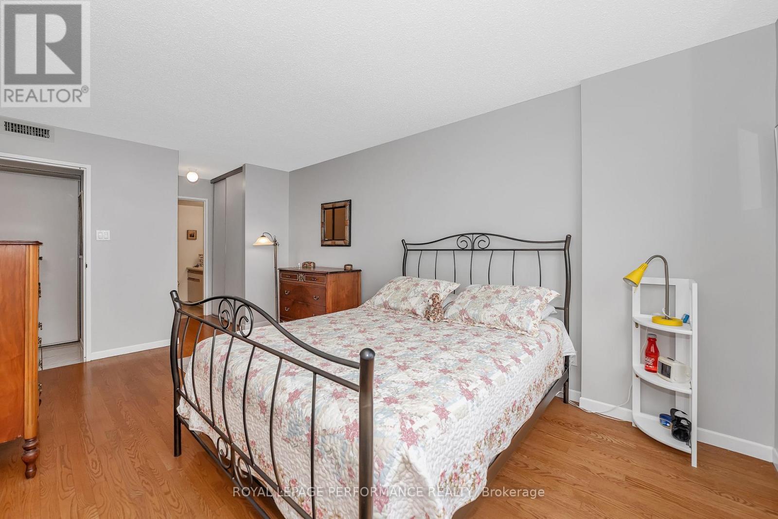 903 - 200 Lafontaine Avenue, Ottawa, Ontario  K1L 8K8 - Photo 19 - X12606128