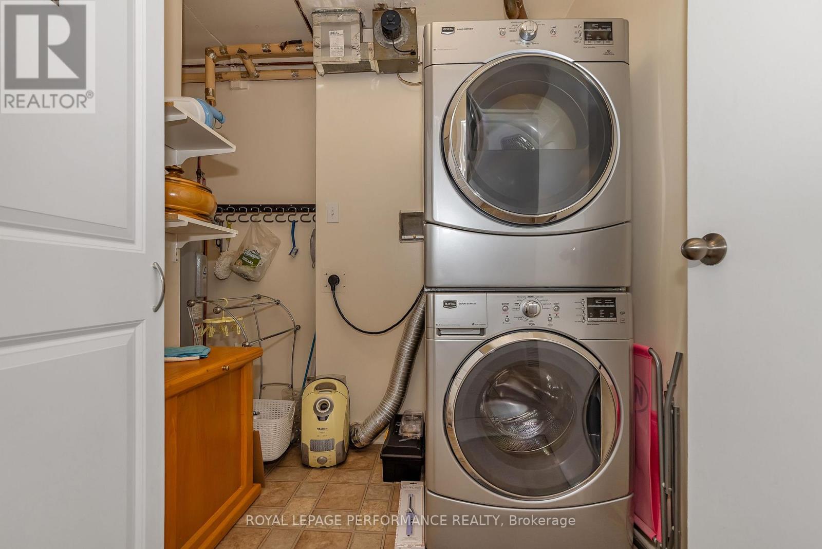 903 - 200 Lafontaine Avenue, Ottawa, Ontario  K1L 8K8 - Photo 26 - X12606128