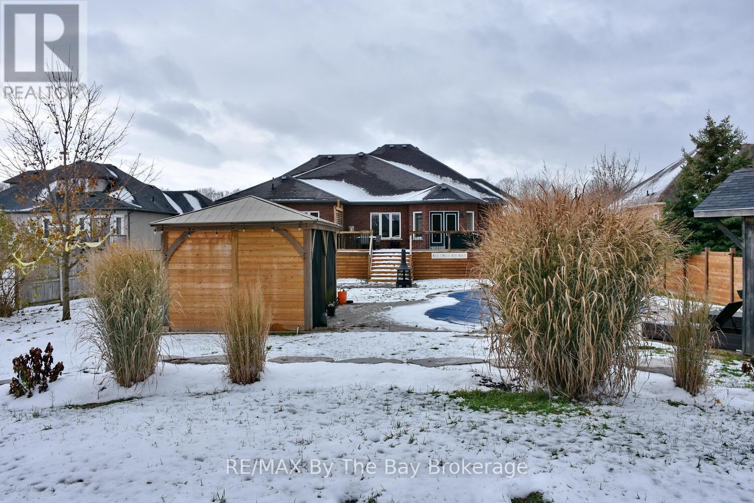 17 Basswood Drive, Wasaga Beach, Ontario L9Z 0A8 - Photo 48 - S12542036