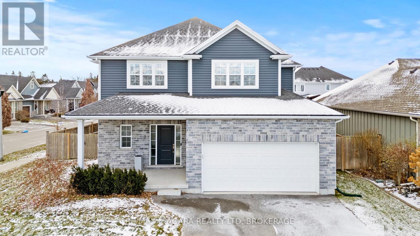 3 Summerhayes Drive, Niagara-On-The-Lake, Ontario  L0S 1J0 - Photo 2 - X12606134