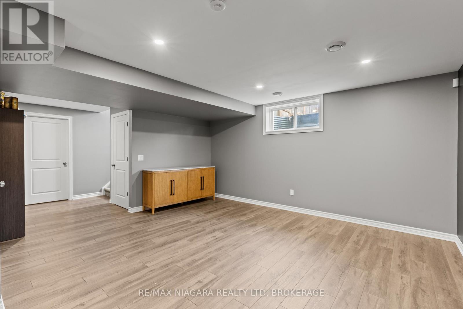 3 Summerhayes Drive, Niagara-On-The-Lake, Ontario  L0S 1J0 - Photo 34 - X12606134