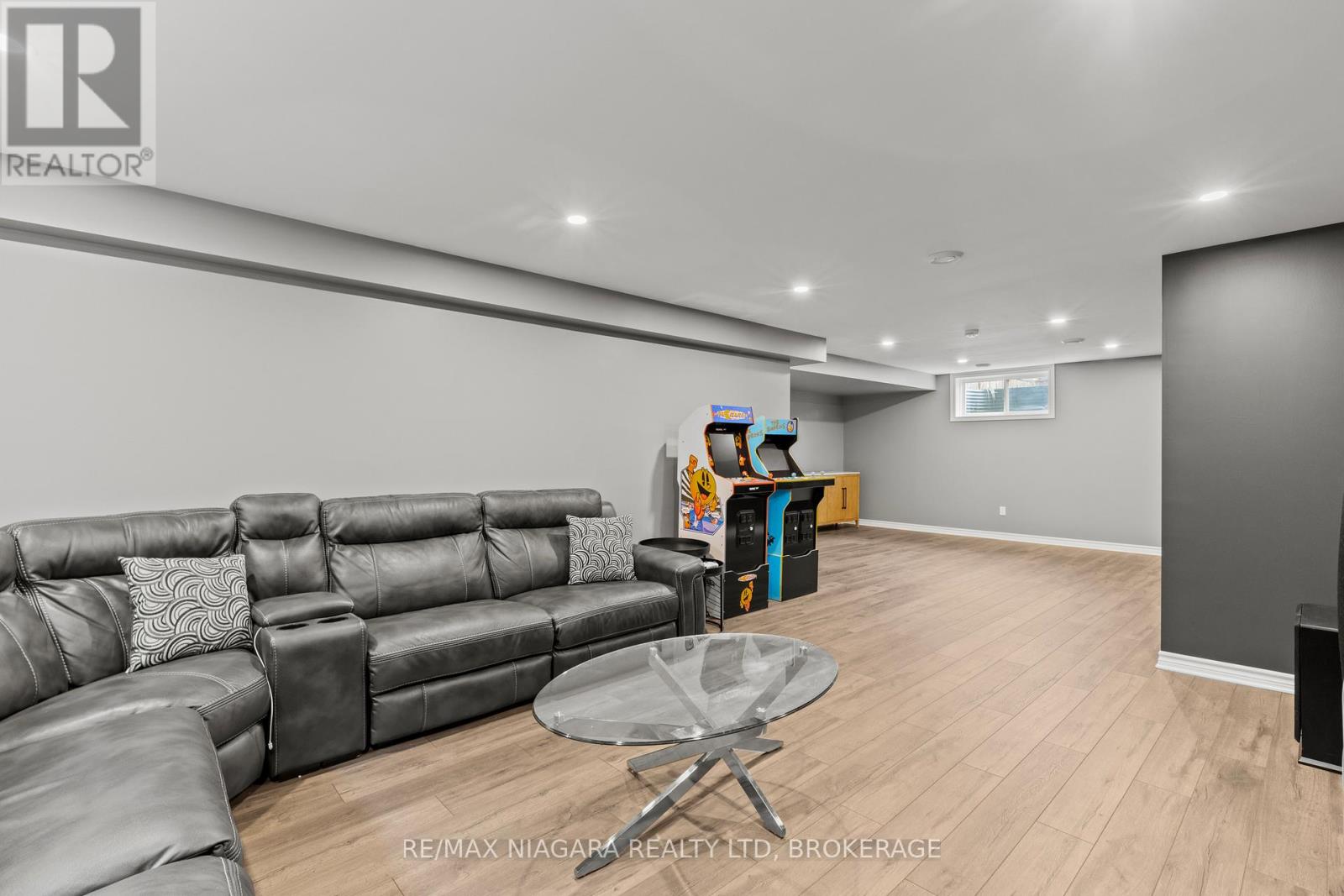 3 Summerhayes Drive, Niagara-On-The-Lake, Ontario  L0S 1J0 - Photo 38 - X12606134