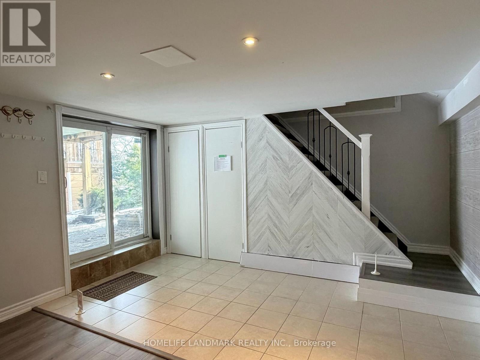 Lower - 85 Franklin Street, Newmarket, Ontario  L3Y 4A5 - Photo 6 - N12603602