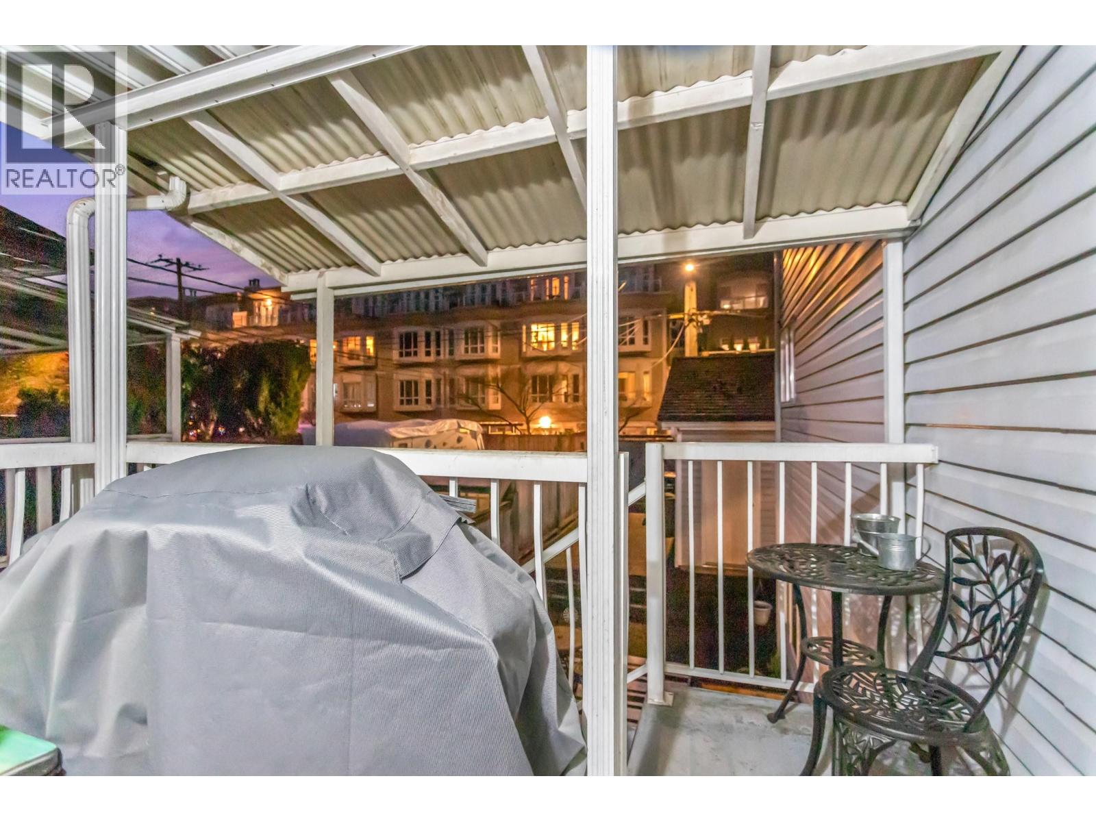 2586 W 8th Avenue, Vancouver, British Columbia  V6K 2B4 - Photo 19 - R3072510