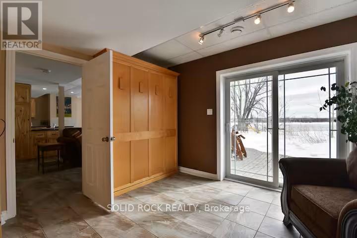 5 Shoreline Road, Edwardsburgh/cardinal, Ontario  K0E 1T1 - Photo 19 - X12606096