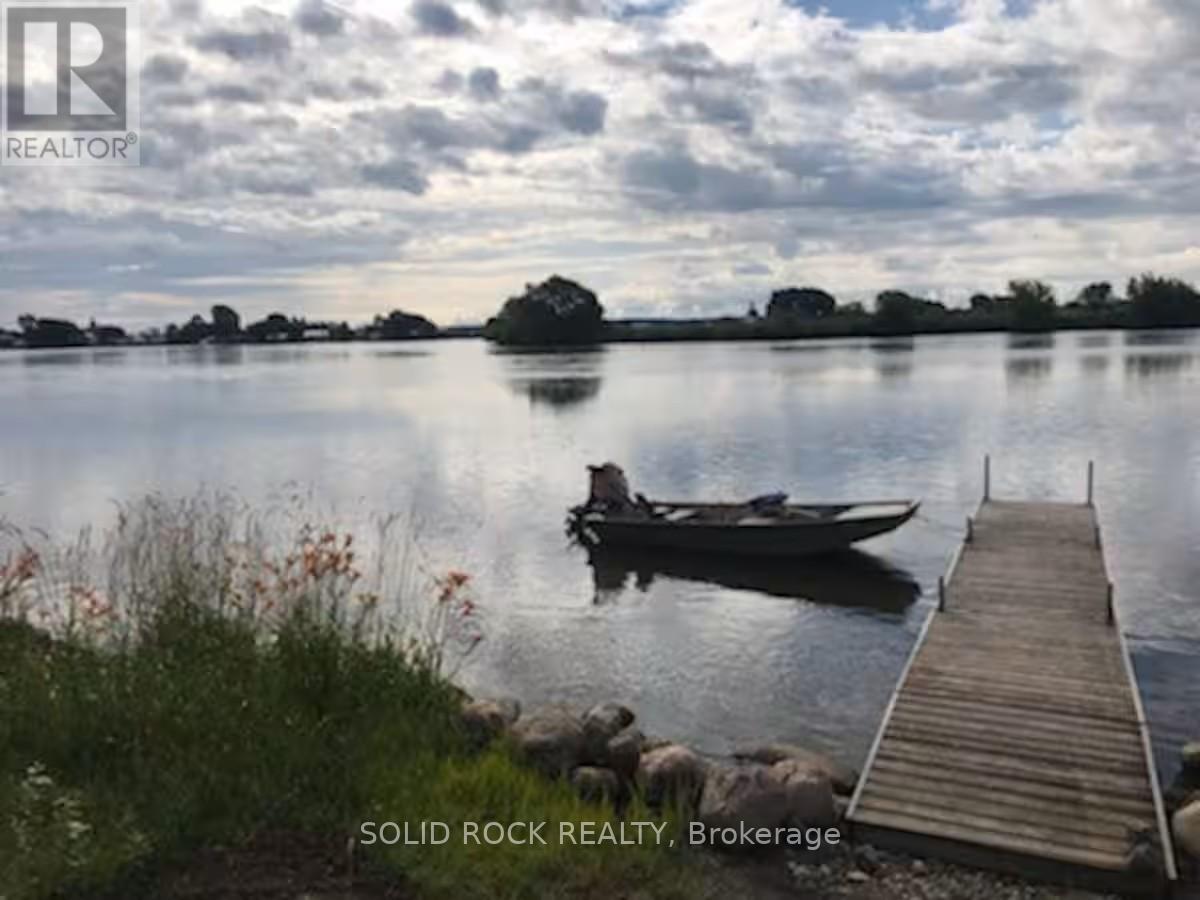 5 Shoreline Road, Edwardsburgh/cardinal, Ontario  K0E 1T1 - Photo 31 - X12606096