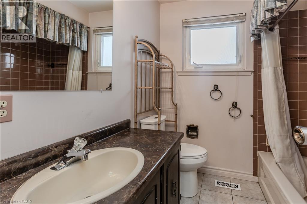 2374 Duncaster Drive, Burlington, Ontario  L7P 3V6 - Photo 33 - 40792551