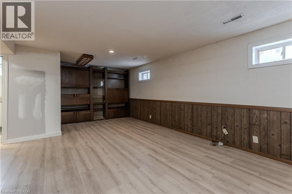 2374 Duncaster Drive, Burlington, Ontario  L7P 3V6 - Photo 38 - 40792551