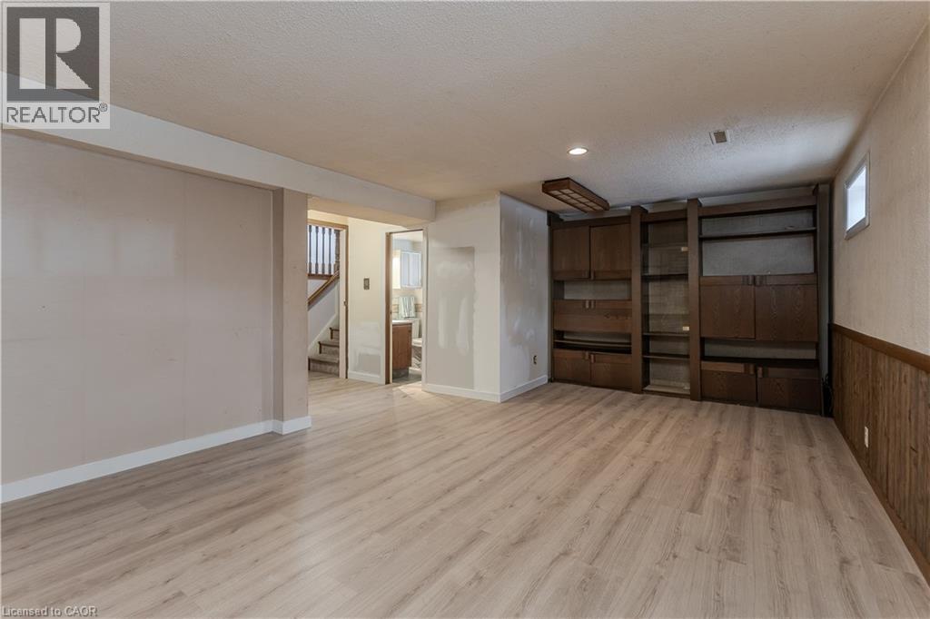 2374 Duncaster Drive, Burlington, Ontario  L7P 3V6 - Photo 39 - 40792551