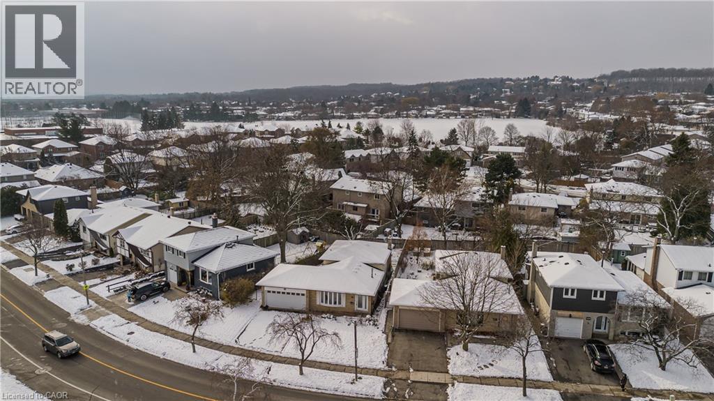 2374 Duncaster Drive, Burlington, Ontario  L7P 3V6 - Photo 5 - 40792551