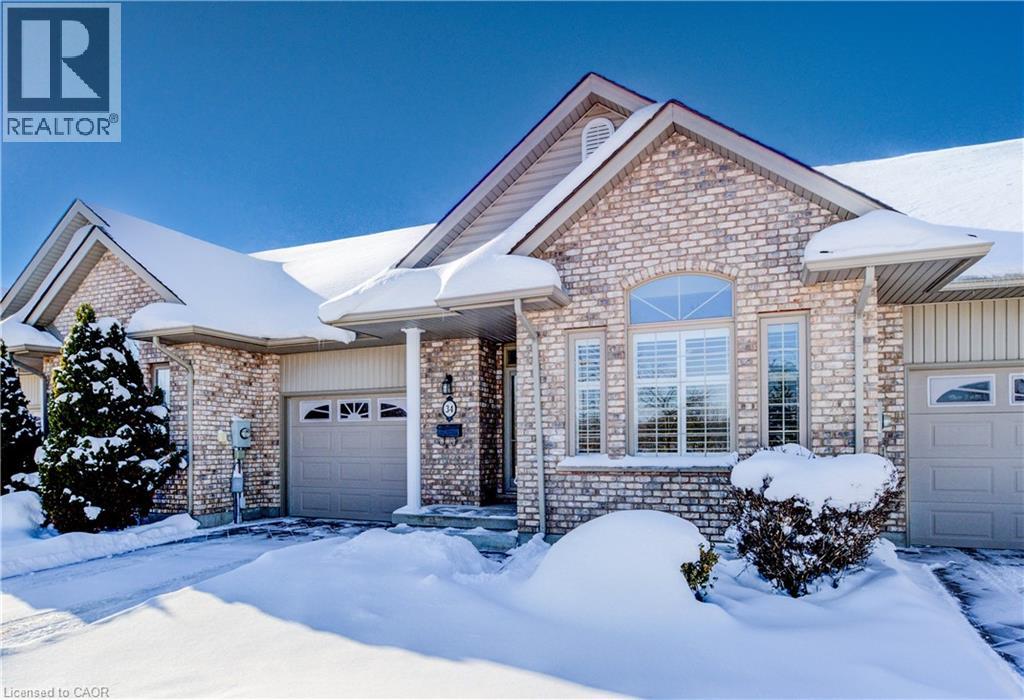34 Livingston Boulevard Unit# 15, Baden, Ontario  N3A 4M7 - Photo 1 - 40792389