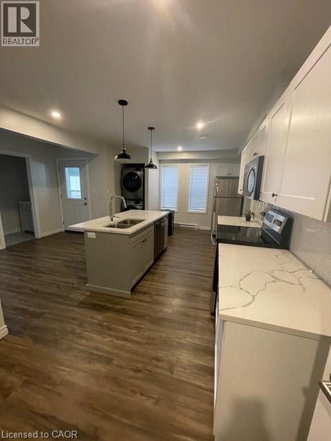 109 Waterloo Street Unit# Main, Kitchener, Ontario  N2H 3V5 - Photo 3 - 40792180