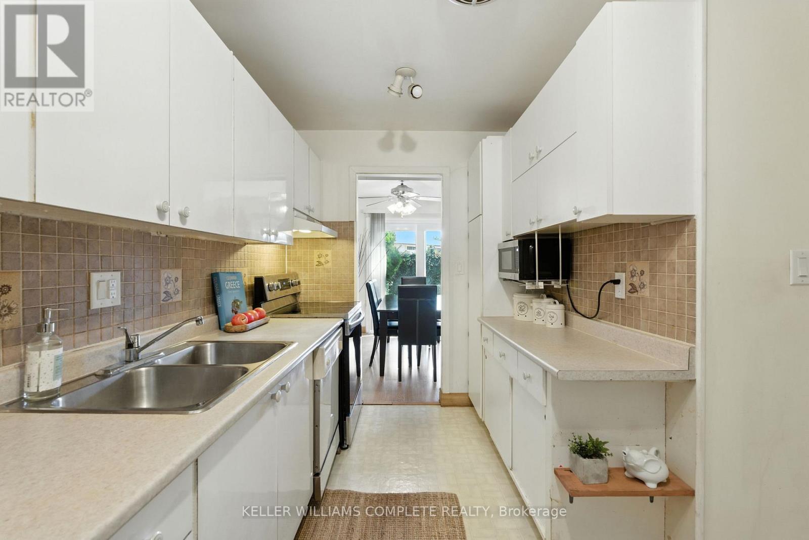 365 Cochrane Road, Hamilton, Ontario  L8K 6C2 - Photo 11 - X12435751