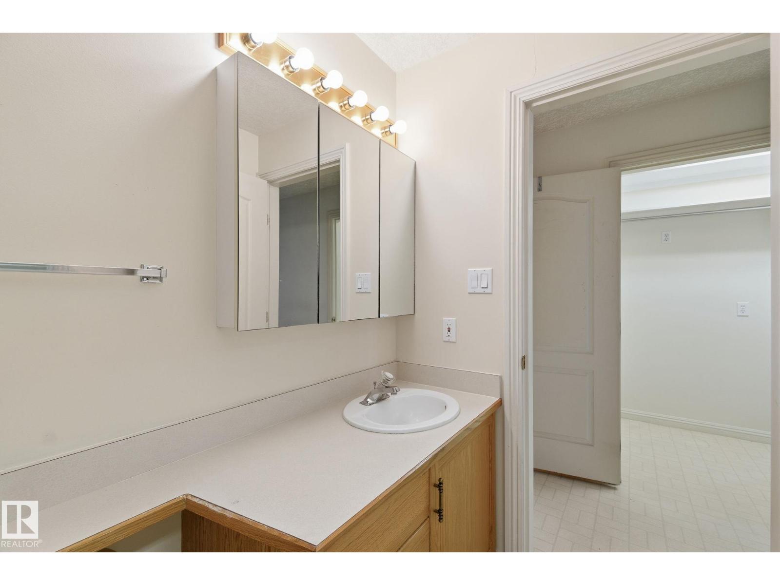 #48 9908 80 Av Nw Nw, Edmonton, Alberta  T6E 6L7 - Photo 13 - E4467564