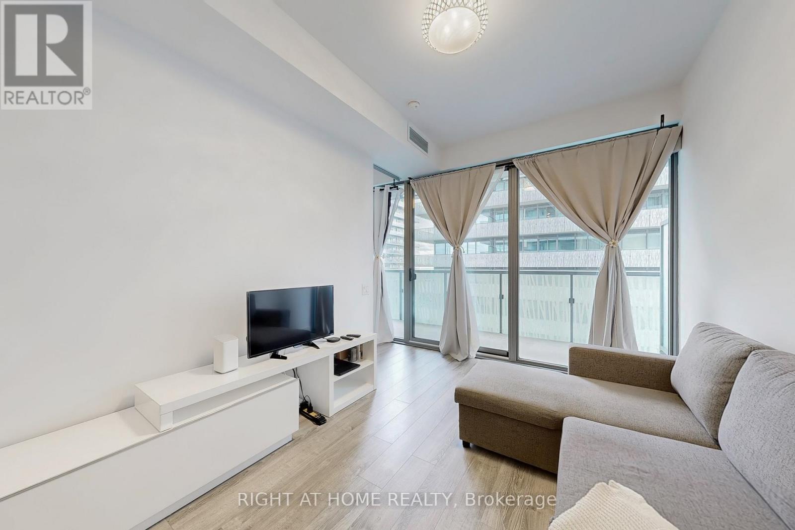 3906 - 50 Charles Street E, Toronto, Ontario  M4Y 0C3 - Photo 9 - C12606080