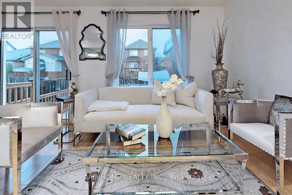 19 Hubbell Drive, Whitby, Ontario  L1R 2Y5 - Photo 11 - E12606072