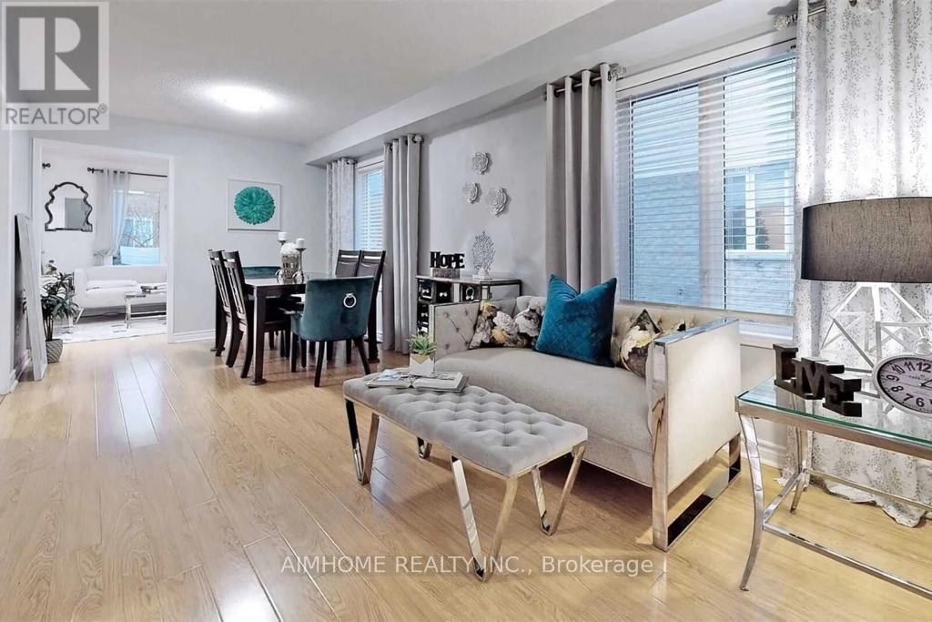 19 Hubbell Drive, Whitby, Ontario  L1R 2Y5 - Photo 3 - E12606072