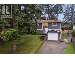 492 Meredith Cres Tillicum, Saanich, Ca