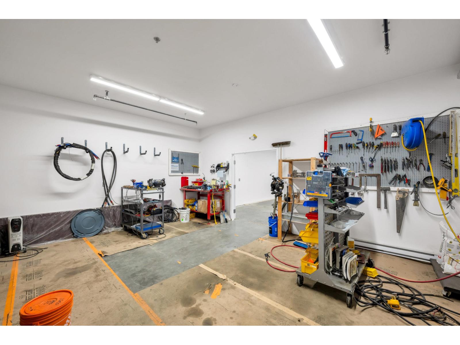 303 17750 65a Avenue, Surrey, British Columbia  V3S 5N4 - Photo 33 - C8070595