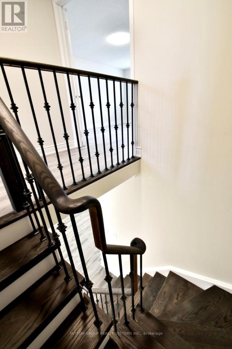 107 Laramie Crescent, Vaughan, Ontario  L6A 0P8 - Photo 16 - N12606074